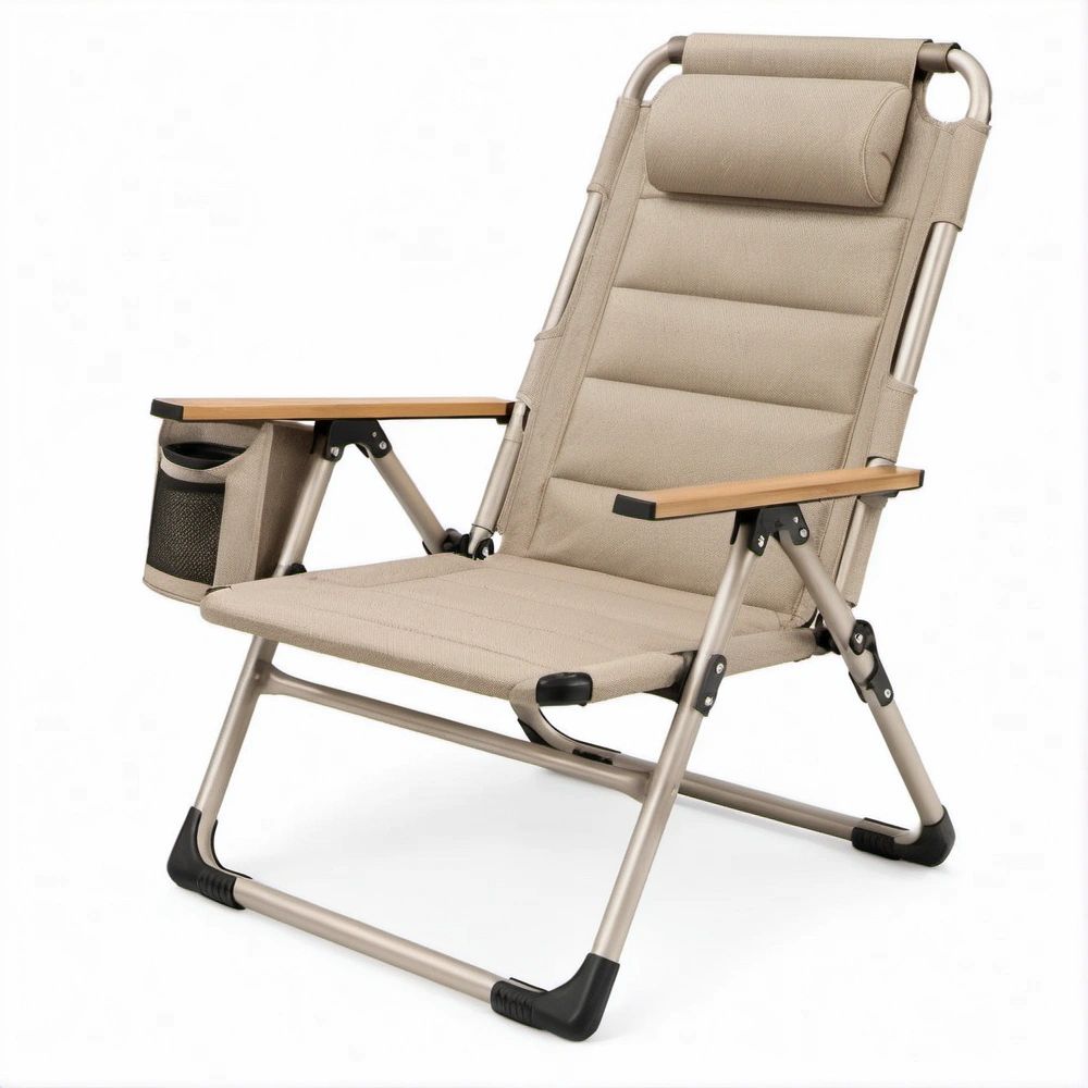 Klappbarer Hochlehner Beige/Taupe mit Bambus-Armauflagen, 58 x 68 x 105 cm